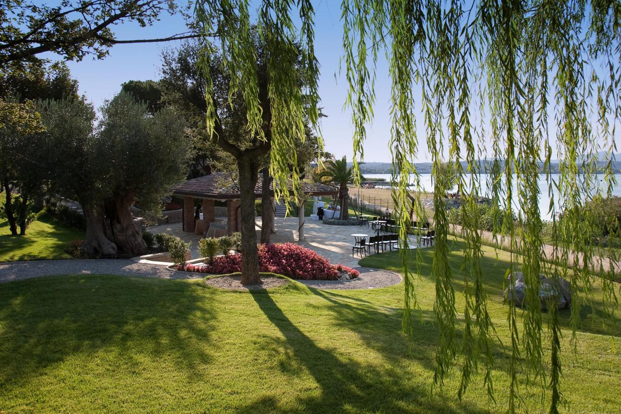 Hotel Aquila D'Oro Desenzano Desenzano del Garda Eksteriør bilde