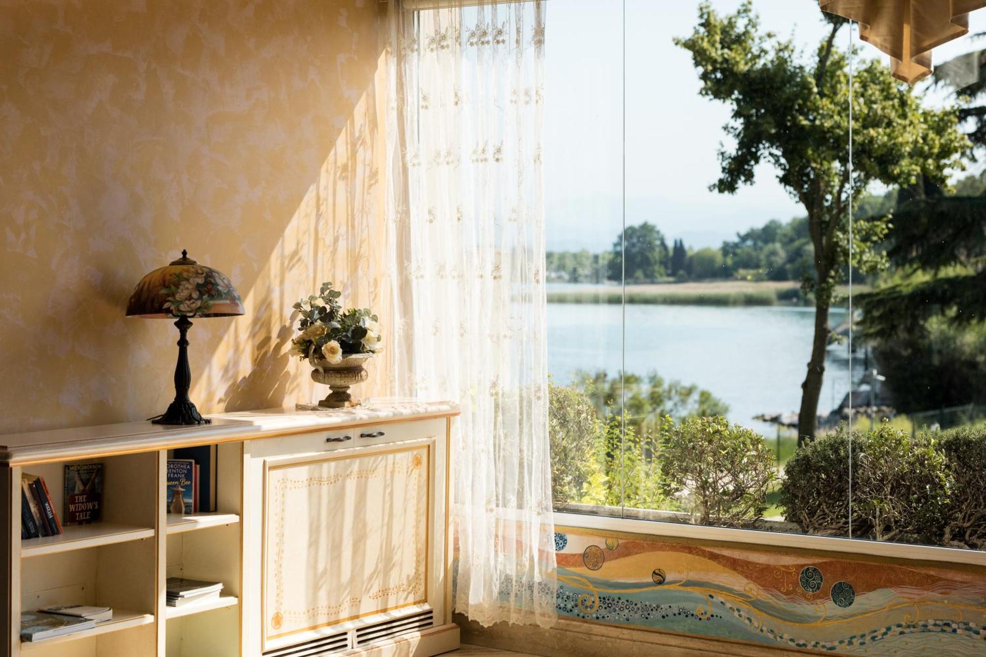 Hotel Aquila D'Oro Desenzano Desenzano del Garda Eksteriør bilde