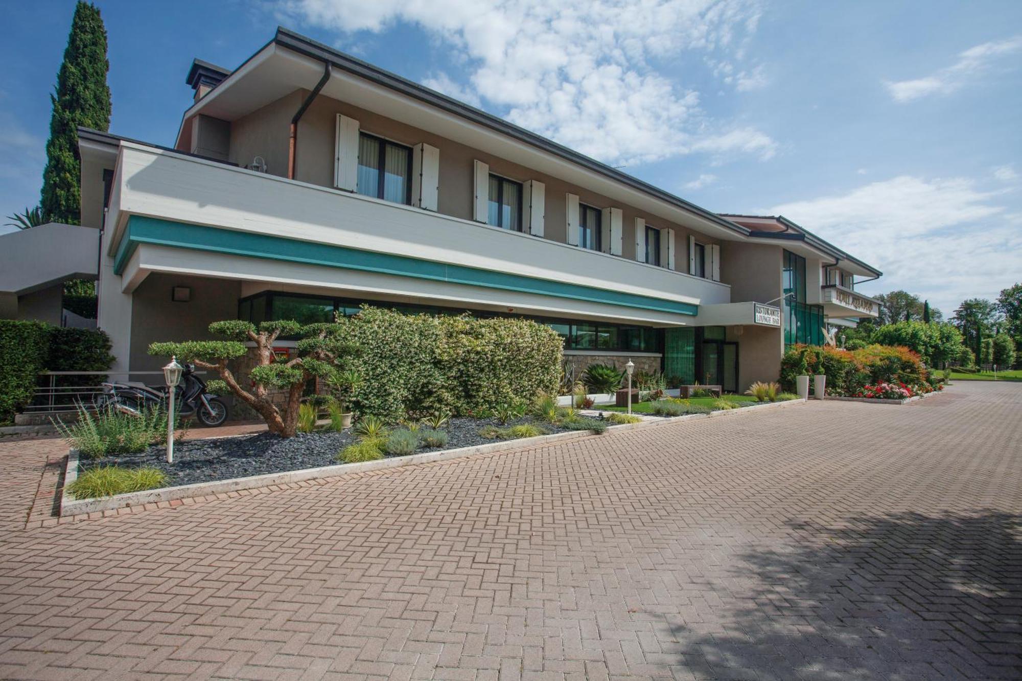 Hotel Aquila D'Oro Desenzano Desenzano del Garda Eksteriør bilde