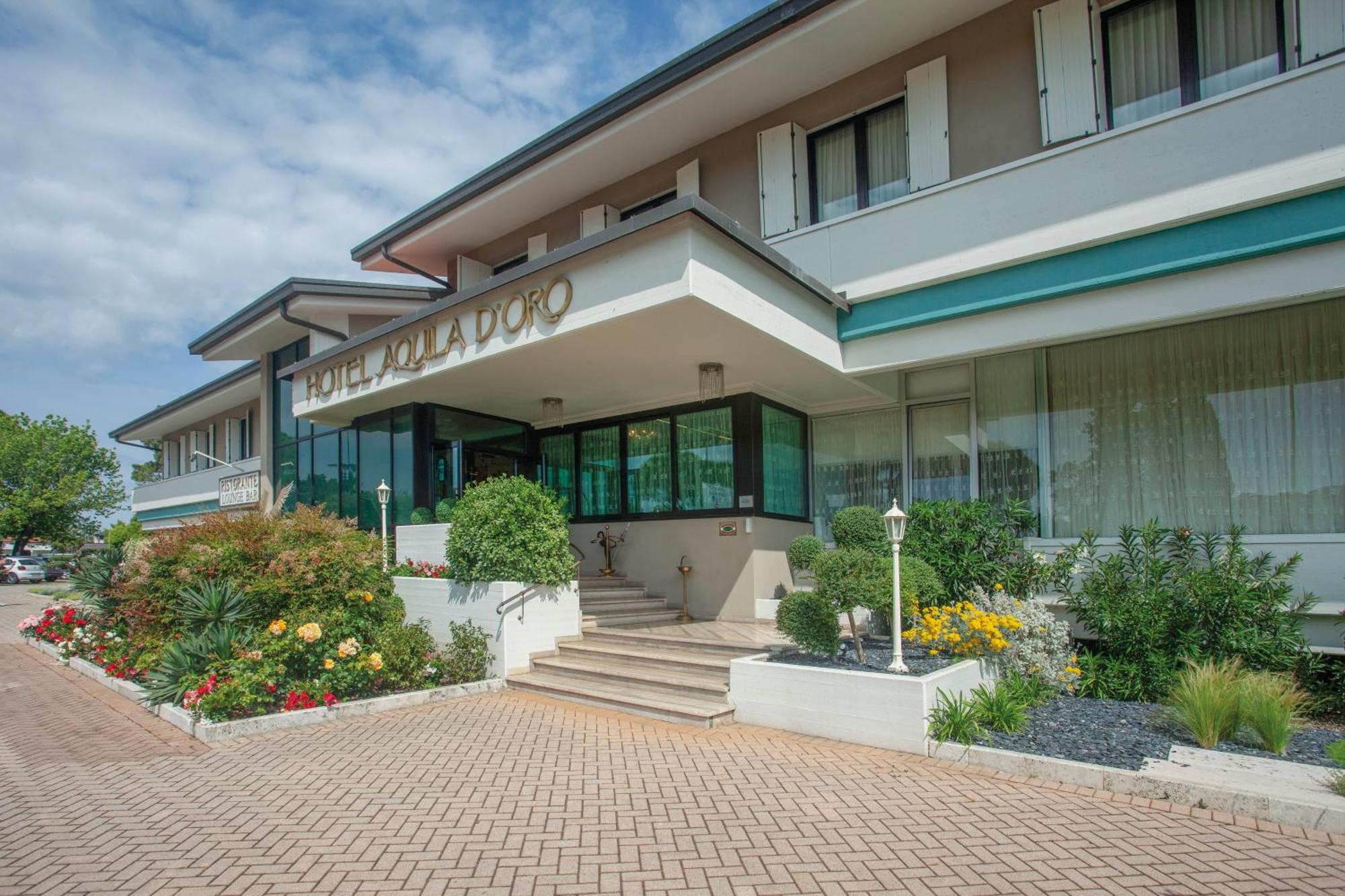 Hotel Aquila D'Oro Desenzano Desenzano del Garda Eksteriør bilde