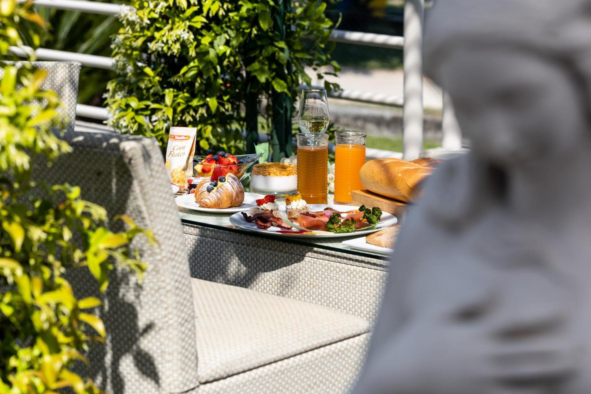 Hotel Aquila D'Oro Desenzano Desenzano del Garda Eksteriør bilde
